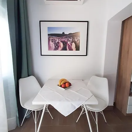 Apartment Nina Rovinj Exterior photo