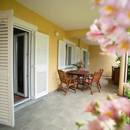 Apartment Nina Rovinj Exterior photo